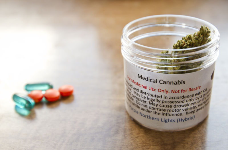 Survey: Pain patients overwhelmingly prefer medical marijuana over opioids